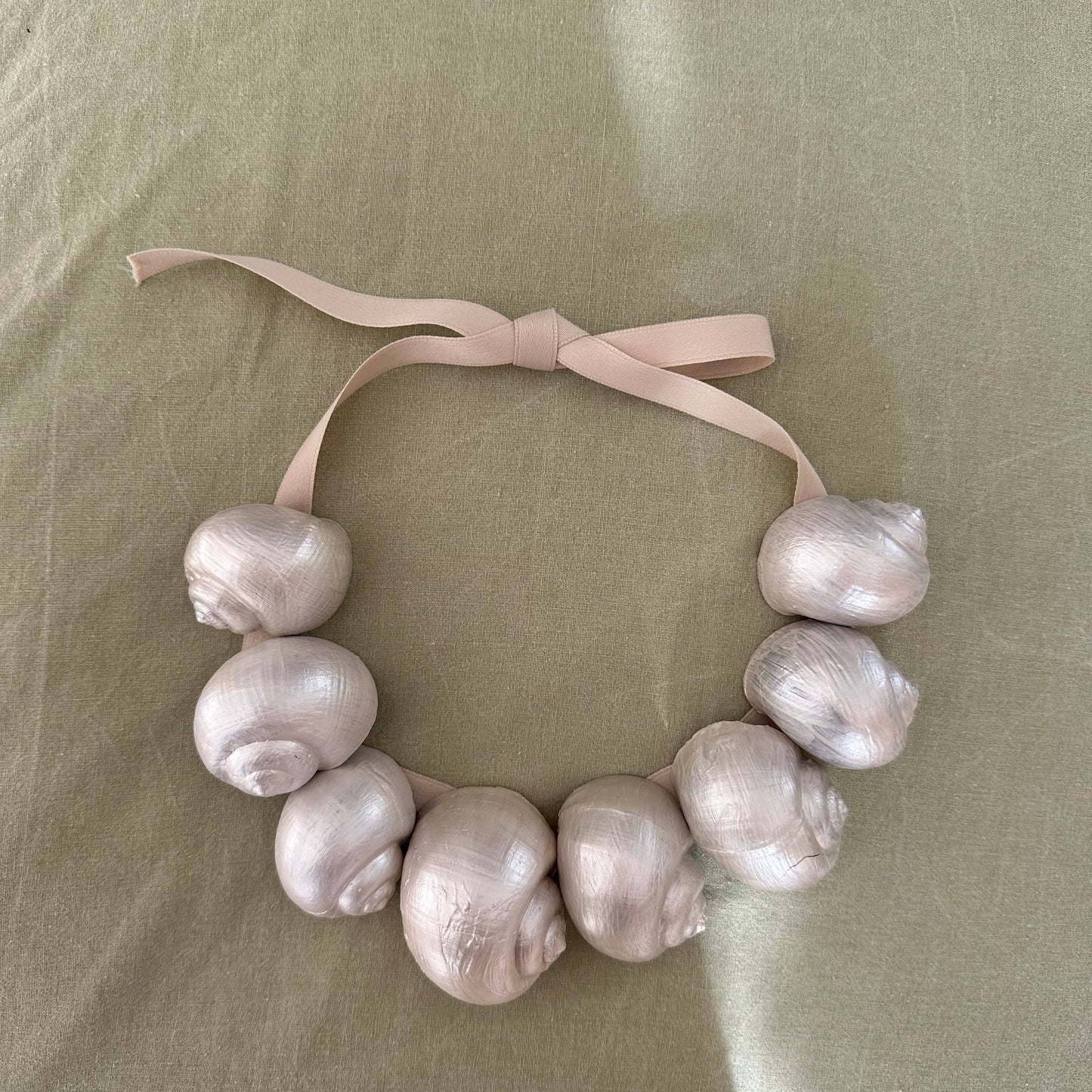 Collier coquillages RHÉÍA