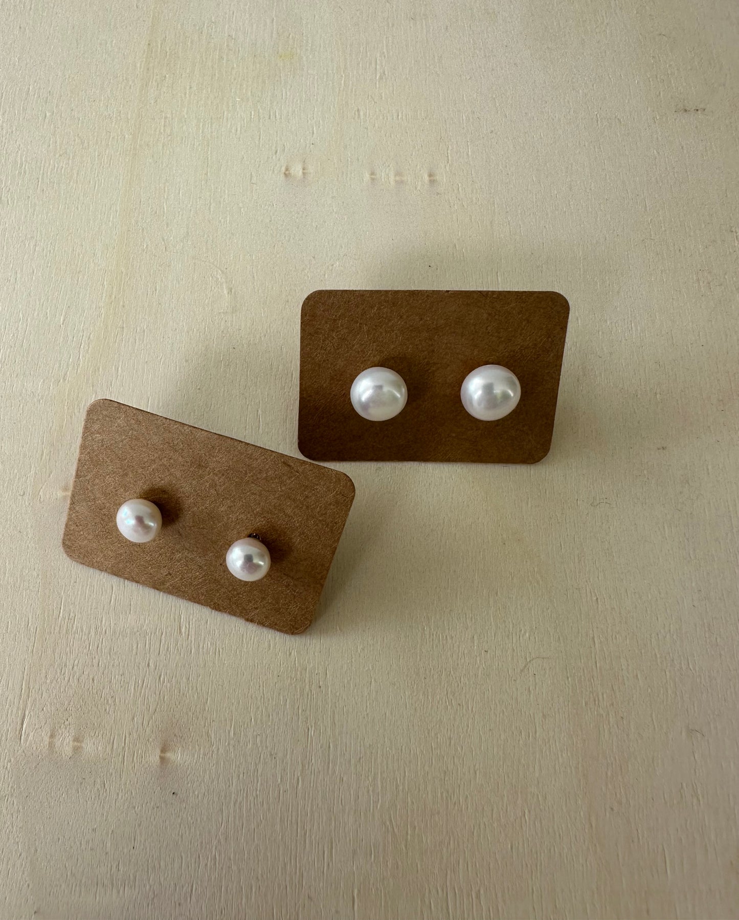Puces d'oreille perle Zoé